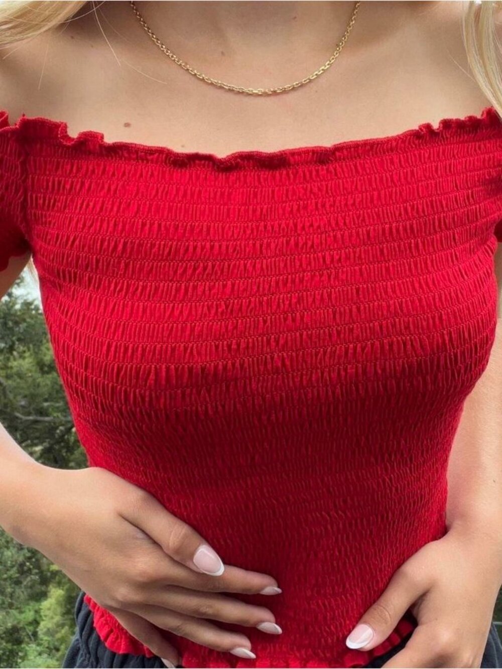 Brandy Melville Charlene Ruffle Top in Cherry Red Dollette Softgirl